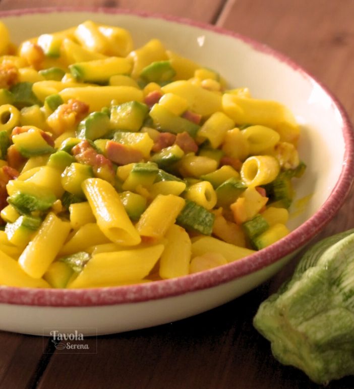 pasta zucchine pancetta e zafferano